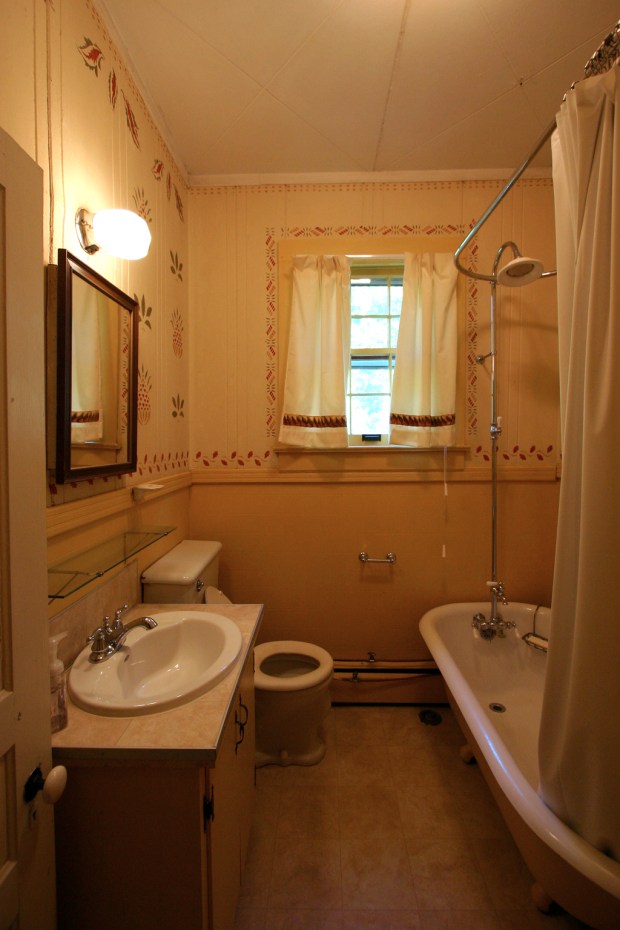 guest bathroom
